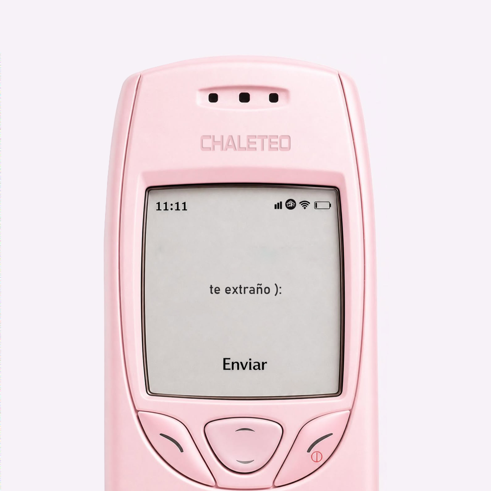 Diseño retro de CHALETEO inspirado en un teléfono clásico